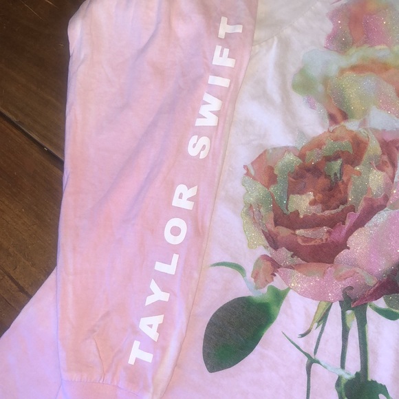 Rare Taylor Swift Shirt - Picture 4 of 16